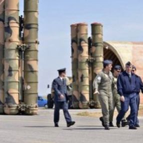 Rusya'dan Yunanistan'a S-300 cezası
