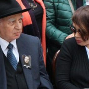 Sezen Aksu'nun 91 yaşındaki babası taburcu oldu