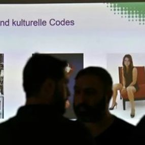 Almanya'da mültecilere seks-tecavüz farkı eğitimi