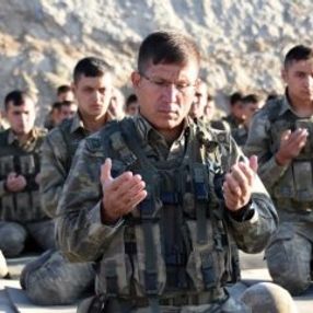 FETÖ mağduru komutanlar terfi ettirildi