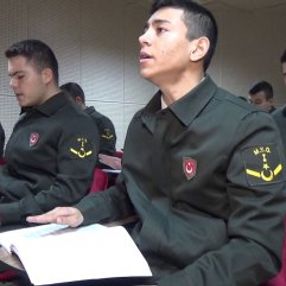 Yedek astsubaylığa başvuru 10 bine yaklaştı