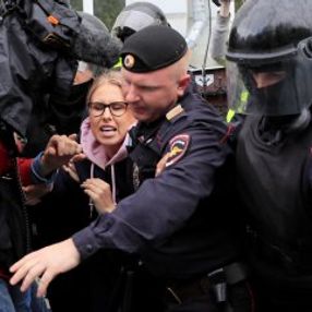 Rusya'da seçim protestosu devam ediyor