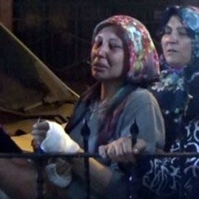 Yanarak ölen oğlunu ve kardeşini gözyaşlarıyla defnetti