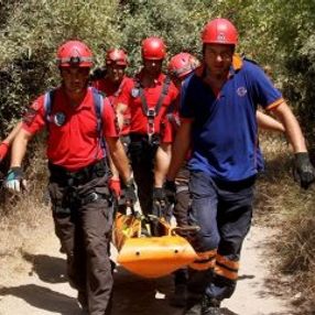 Fethiye'de kayalıklardan düşen Polonyalı turist hayatını kaybetti