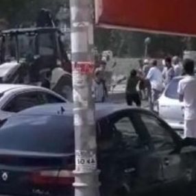 Elazığ'da çıkan kürekli kavgada 1 kişi yaralandı