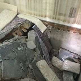 Gaziantep'te mevlit okunurken evin zemini çöktü