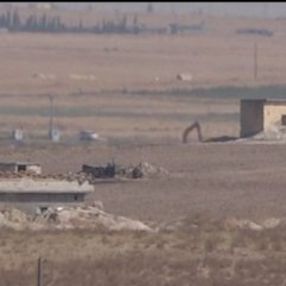 YPG, hendeklerin üzerini kapatmaya başladı