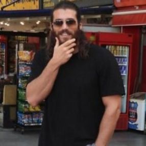 Can Yaman: İnsanlar çok kıskanç