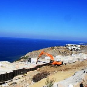 Bodrum'da yıkımlar devam ediyor