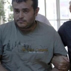 Kayseri'de bıçakladığı eşi ölsün diye kimseyi yaklaştırmadı