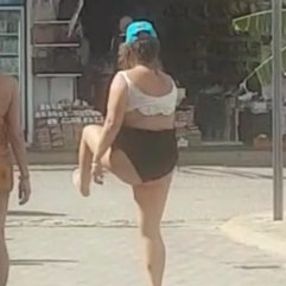 İngiliz turist alkolün dozunu kaçırınca coştu