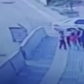 Ankara'da 5 kişi kazadan kıl payı kurtuldu