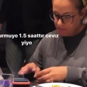 Doğa Rutkay 8 bin liralık cep telefonuyla ceviz kırdı