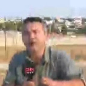 CNN TÜRK muhabirinin bombalama anındaki heyecanı