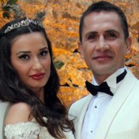 Yağmur Sarnıç'tan Emre Aşık'a mehir bedeli davası