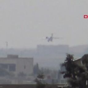 YPG kontrolündeki Kamışlı'ya kargo uçağı indi