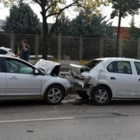 Kocaeli'de zincirleme trafik kazası