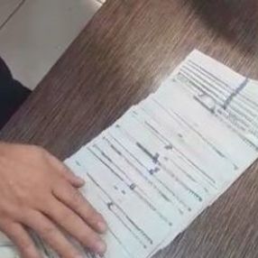 İstanbul'da kuyumcu para dolu poşet buldu