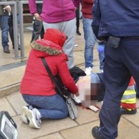 Almanya'da PKK'lılar, Türk bayrağı açanlara saldırdı