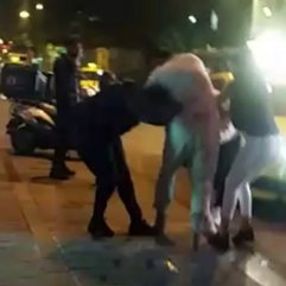 Kadınların cadde ortasındaki kavgası kamerada