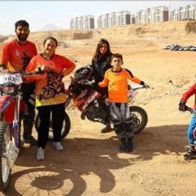 Motor tutkusu olan aile