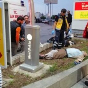 Kocaeli'de uyuyakalan sürücü 2 kişiye çarparak yaraladı