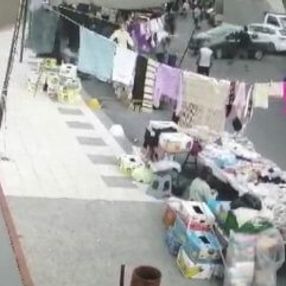 Pazar yerine dalan sürücü 8 kişiyi yaraladı