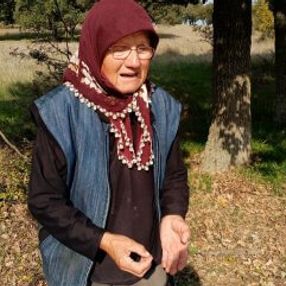 70 yaşındaki kadın yıkım kararına ağladı