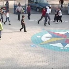 Diyarbakır'da öğretmeni döven baba ve oğlu tutuklandı