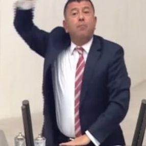 CHP'li Veli Ağbaba, Meclis kürsüsünden bela okudu