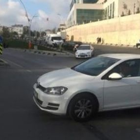 Trafik polislerini ve girilmez tabelasını hiçe saydılar