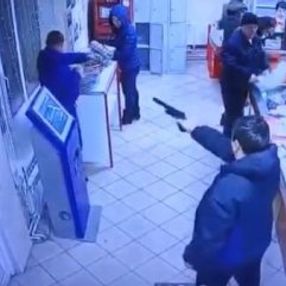 Rusya'da oyuncak silahla soygun