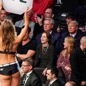 Trump, kafes dövüşü izledi