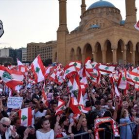 Lübnan'da protestocular eylemlere devam ediyor