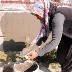 Kayseri'de inşaat ustası muhtar oldu, işler eşine kaldı