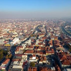 Düzce'de depremin izleri silindi