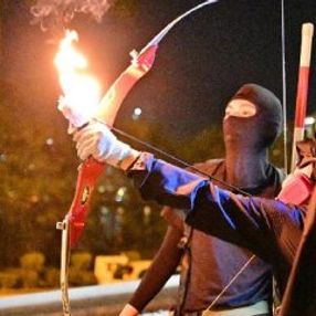 Hong Kong'da gösteriler sürüyor
