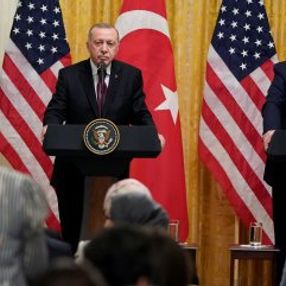 Hilal Kaplan'dan Trump'a Mazlum Kobani sorusu