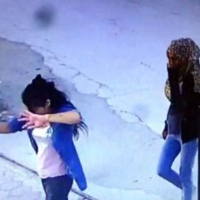 Adana'da soyguna dans ederek gittiler