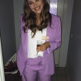 Avustralyalı model hamile olduğu doğumda anladı