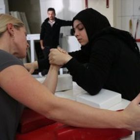 Bilek güreşçisi Nisa dünya üçüncüsü oldu