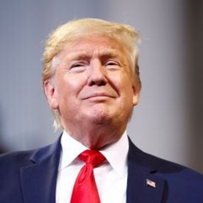 Trump: Azil süreciyle ilgili ifade vermeyi düşünüyorum