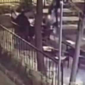 Fatih'te iş adamına suikast anını kameralar kaydetti