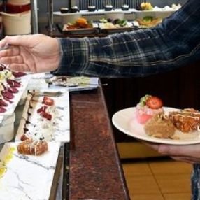 Turistler 9 ayda 5.1 milyar dolarlık yemek yedi