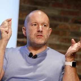 Apple'ın baş tasarımcısı Jony Ive görevinden resmen ayrıldı