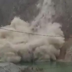 Artvin'de yaşanan heyelan köylüleri korkuttu