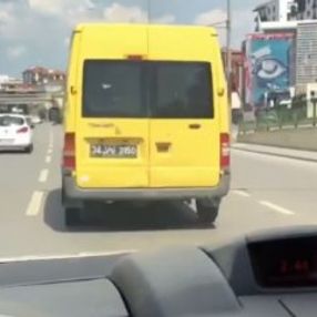 İstanbul'da trafik terörü kamerada