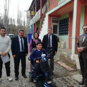 Aile Bakanı, küçük Devran'ın yüzünü güldürdü