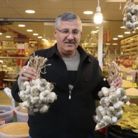 Sarımsak fiyatı el yakıyor