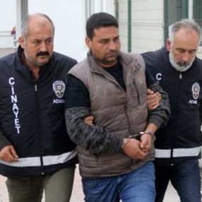 Adana'da park etme tartışması: 1 yaralı